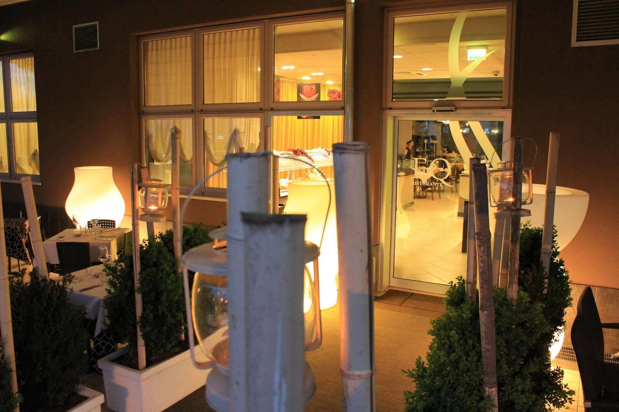 Eq Hotel Travagliato Exterior photo